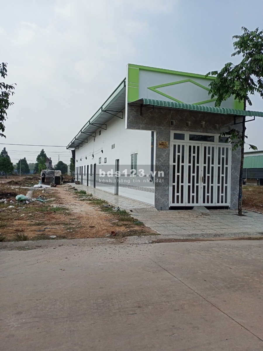 VỀ QUÊ Ở HẲN NÊN CẦN BÁN BỚT MỘT SỐ TÀI LÀ CÁC DÃY NHÀ TRỌ TẠI MỸ PHƯỚC 3 VÀ MỸ PHƯỚC 2 BÌNH DƯƠNG
