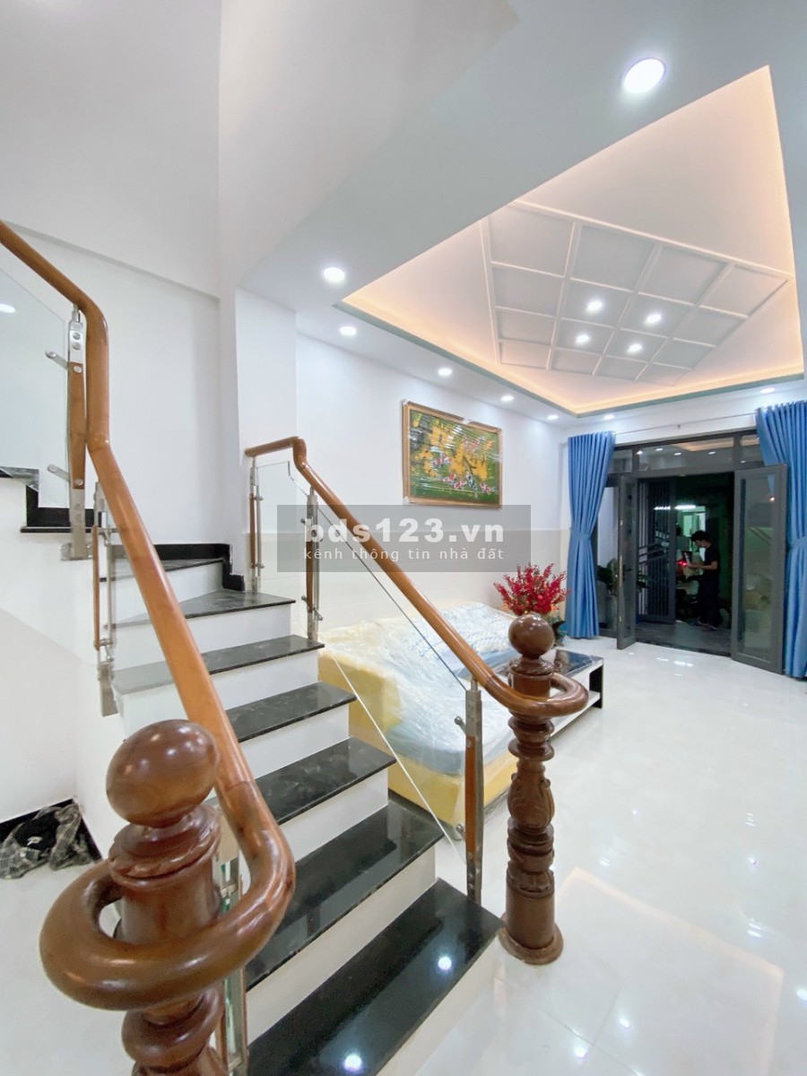 Nhà đẹp, hiện đại, nở hậu. Nguyễn Đình Chiểu, Quận 3. 6,9 tỷ