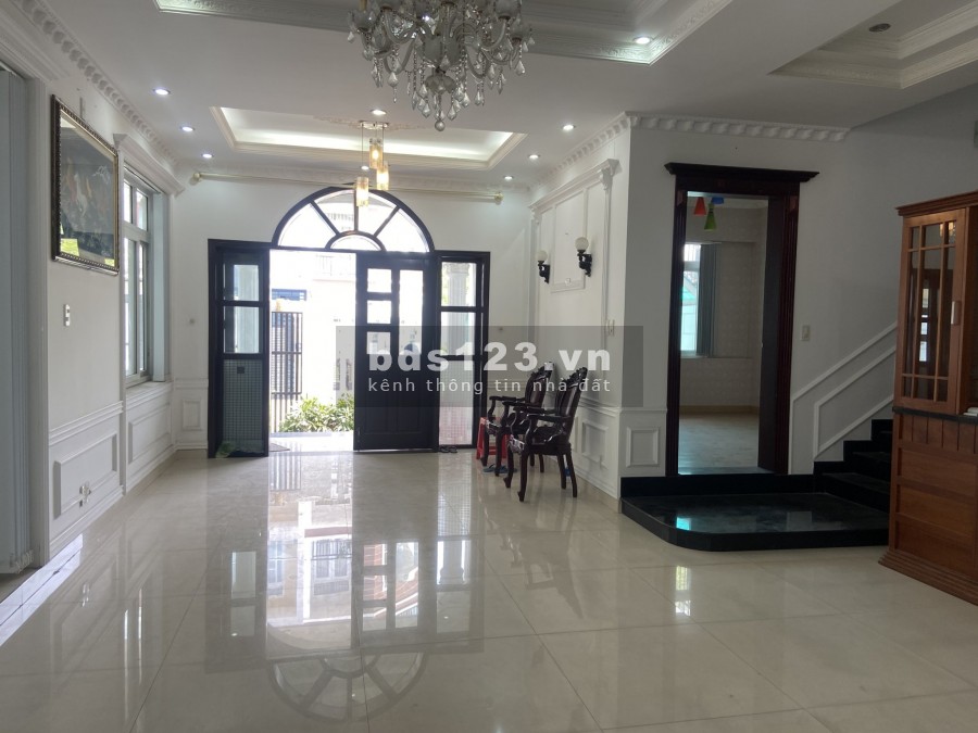 Biệt Thự mặt Nguyễn Huy Tưởng Lô Góc 7,2x17 trệt, 3L, 7PN – 40tr