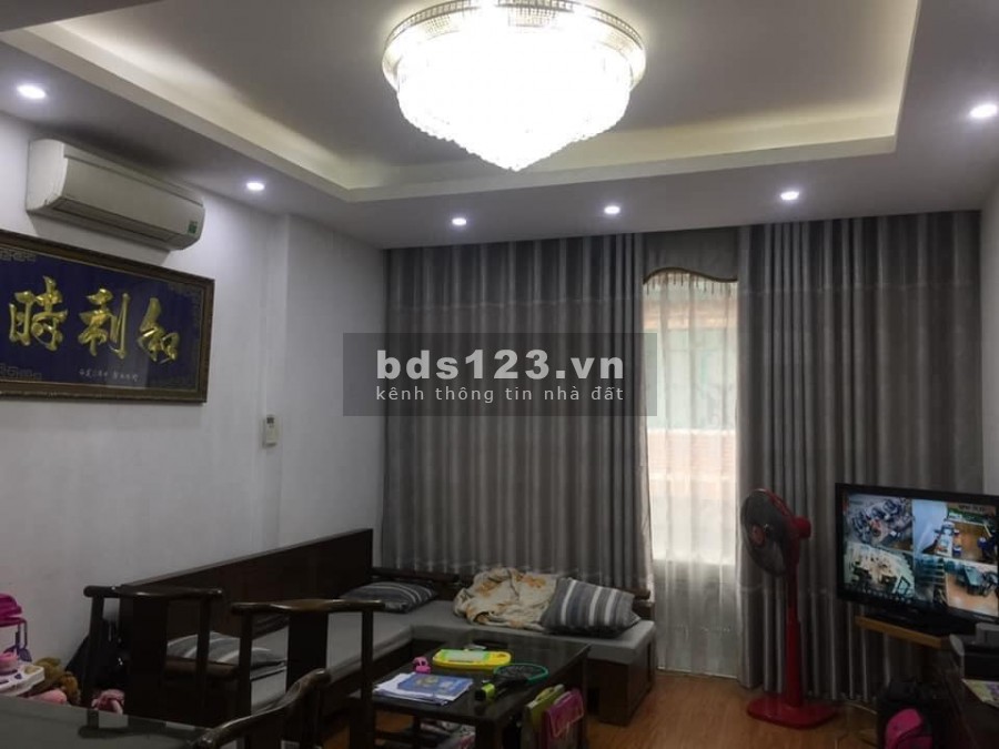 Bán gấp Mặt phố Nguyễn Trường Tộ giá 66 tỷ, 120mx10T, thang máy
