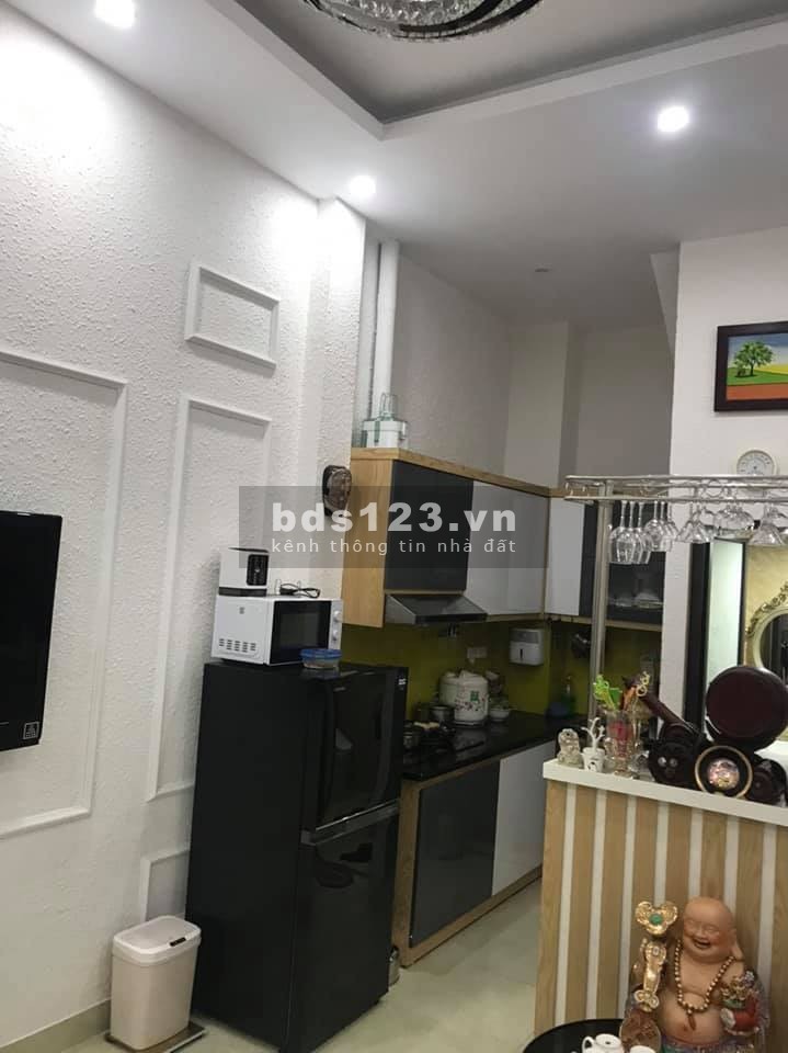 Bán nhà Thịnh Hào – Đống Đa. Kinh doanh. Nhà đẹp về ở ngay. 4.6 tỷ