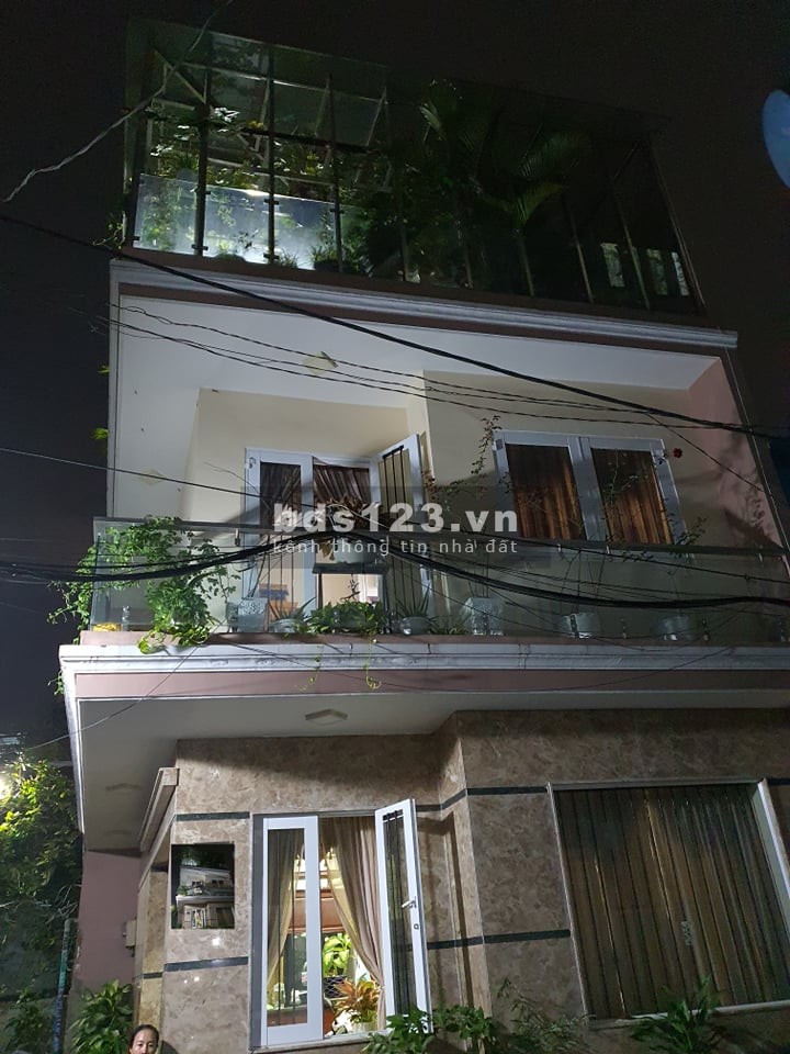 Bán nhà xe hơi đỗ cửa phường 6 Bình Thạnh 5,7 tỷ.
