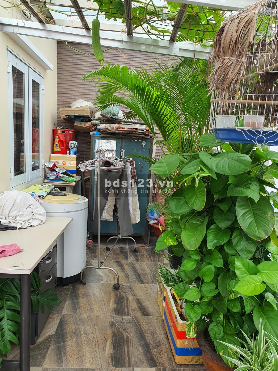 Bán nhà xe hơi đỗ cửa phường 6 Bình Thạnh 5,7 tỷ.