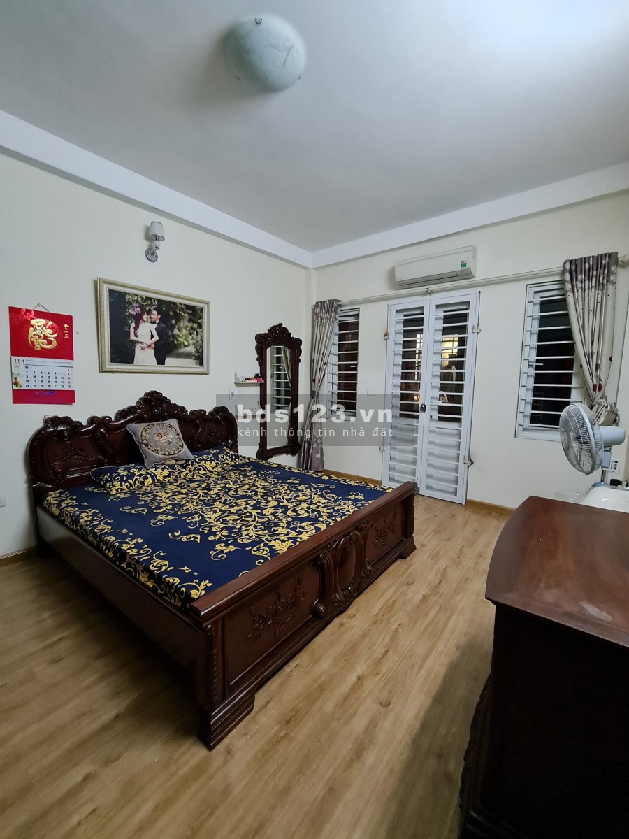 Oto đỗ cửa, 264 Ngọc Thụy Long Biên 32m2 MTx4m 4T hướng ĐN