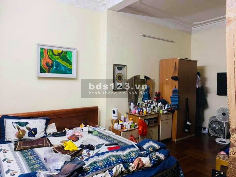 Nhà phố Phạm Ngọc Thạch – Đặng Văn Ngữ, DT 125m2 * 3T, KD, Cho Thuê.