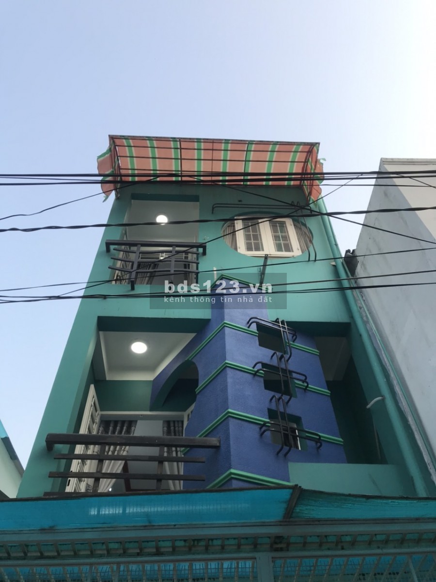 Kẹt tiền bán gấp nhà 2 mặt hẻm Bà Lài, P.8, Quận 6. DT 45.7m2 giá 4.5 tỷ !!