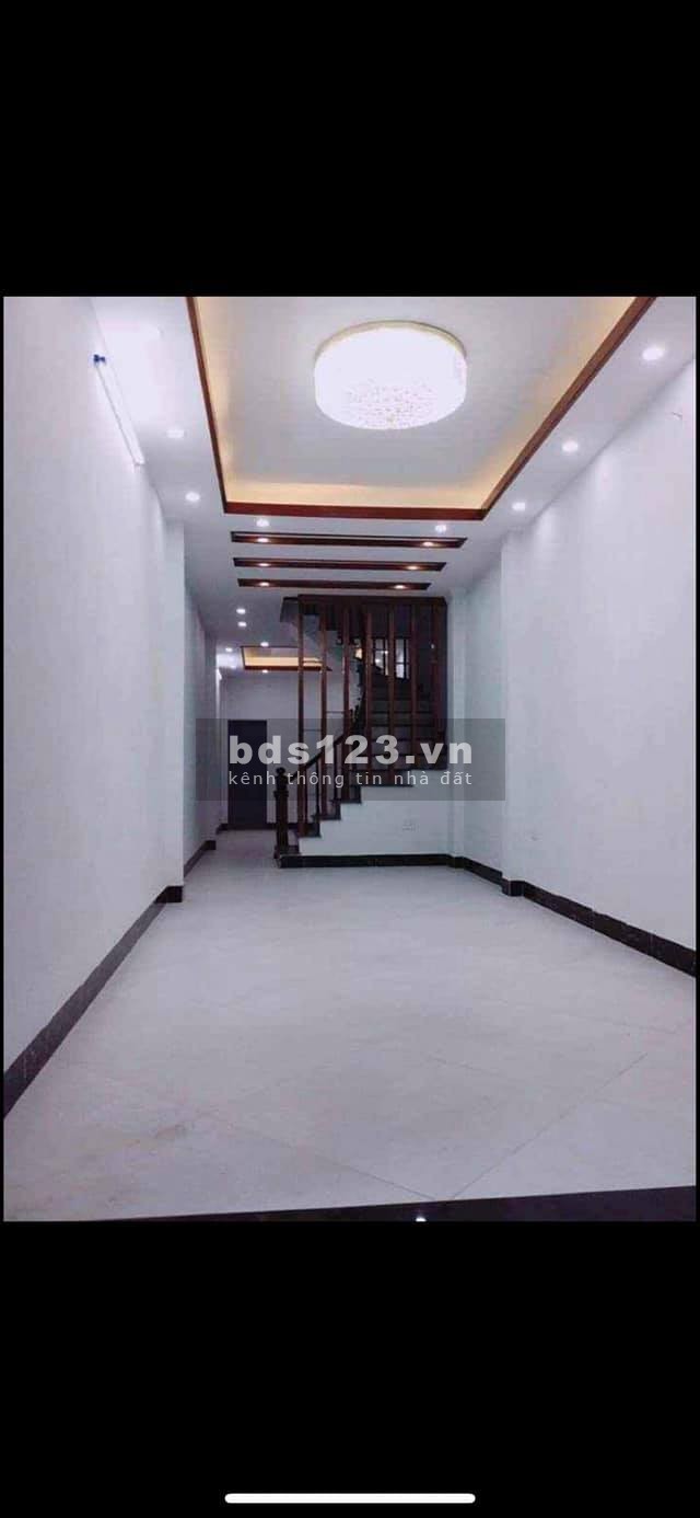 Bán Nhà 5 Tầng Mới Đẹp 56m2 Đường 2 Ô Tô Tránh Chỉ 5.45 Tỷ Hoàng Mai.