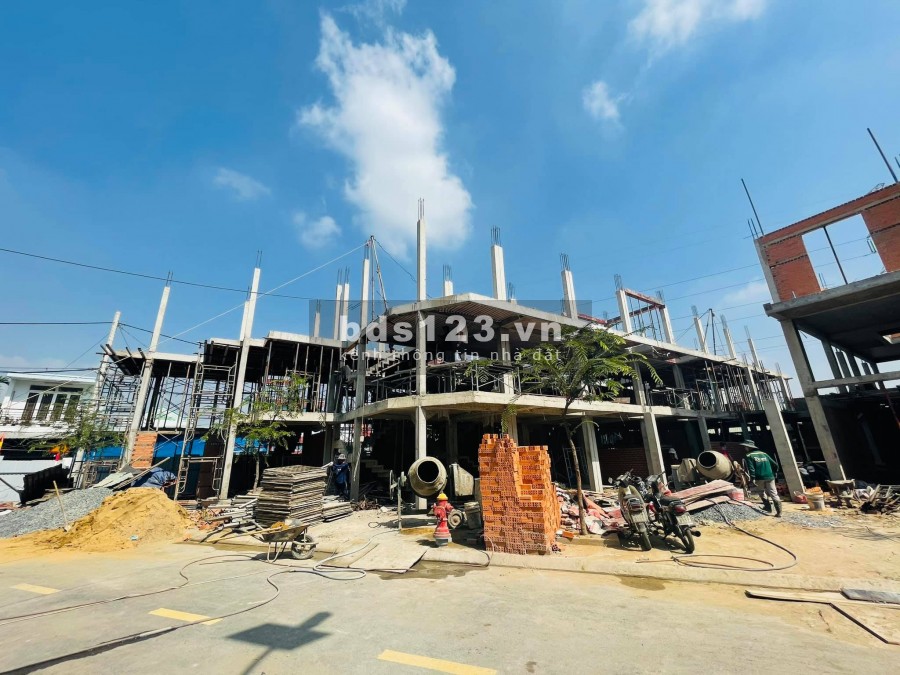 Duy nhất căn mặt tiền dự án nhà phố One Palace Quận 12
