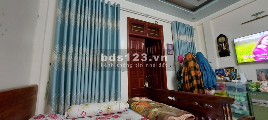 Bán nhà 70mx4T ngõ ba gác 165 Dương Quảng Hàm MT 4m - Quan Hoa Cầu Giấy .