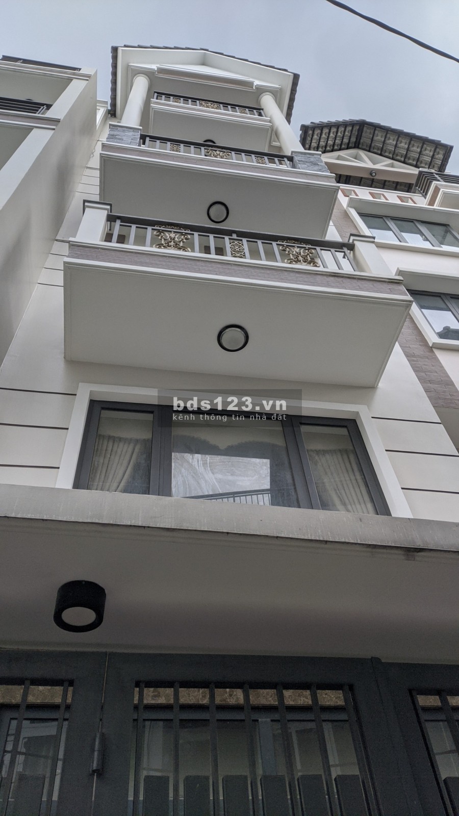 Bán nhà Thân Nhân Trung Phường 13 Tân Bình - 50m2 4 tầng 5PN full nội thất - Giá chỉ 6 tỷ TL