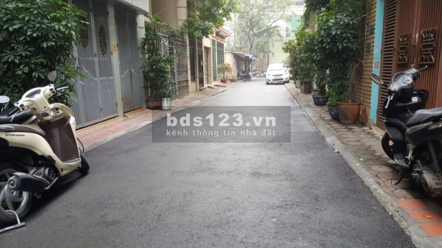 Bán nhà nhà 10 ngách 9/24 ngõ 9 Trần Quốc Hoàn, Dịch Vọng Hậu, Cầu Giấy, HN