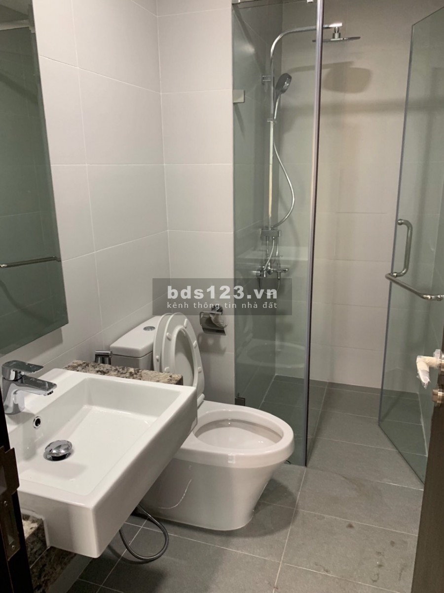 Cần tiền bán gấp CH ResGreen Tower 2PN Đường Thoại Ngọc Hầu Q.Tân Phú