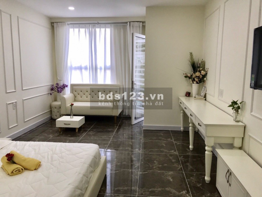 Bán gấp căn hộ Orchard Park View giá 2.18 tỷ / 37m FULL NT cao cấp để ở, gọi 0902.751568 xem nhà