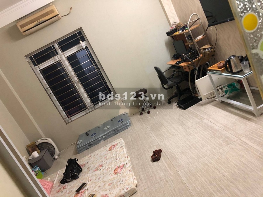 Nhà Giảng Võ, 3.7 Tỷ, DT 35m, ngõ 3 gác, cách phố 50m