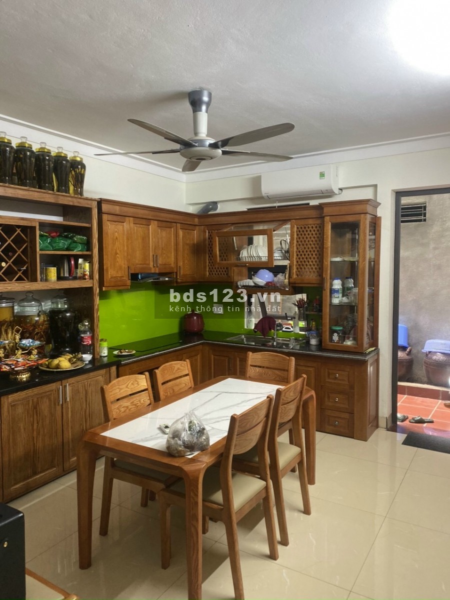 Bán nhà 4 tầng gần đường Quán Thánh, TP HD, 79m2, 4 ngủ, gara, 3 tỷ 750 triệu