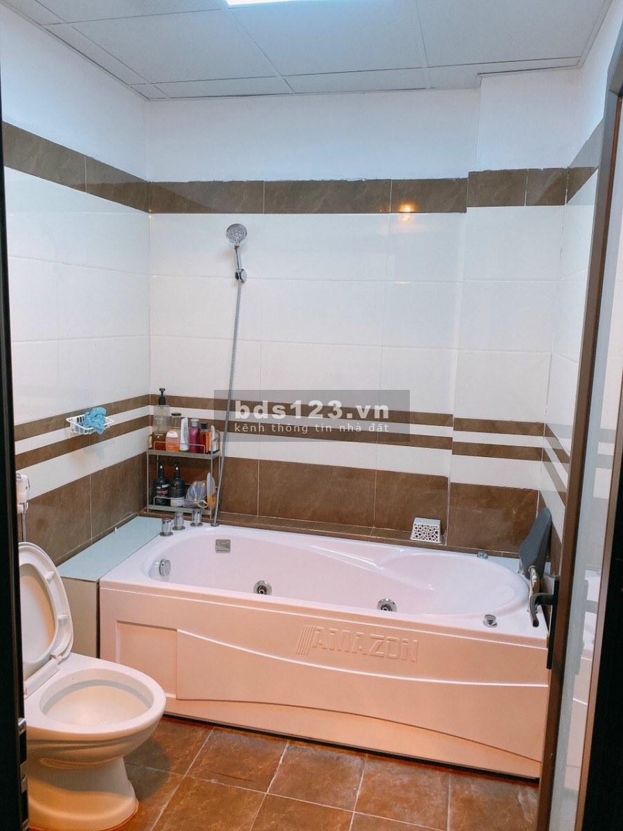 Bán nhà 4 tầng gần đường Quán Thánh, TP HD, 79m2, 4 ngủ, gara, 3 tỷ 750 triệu