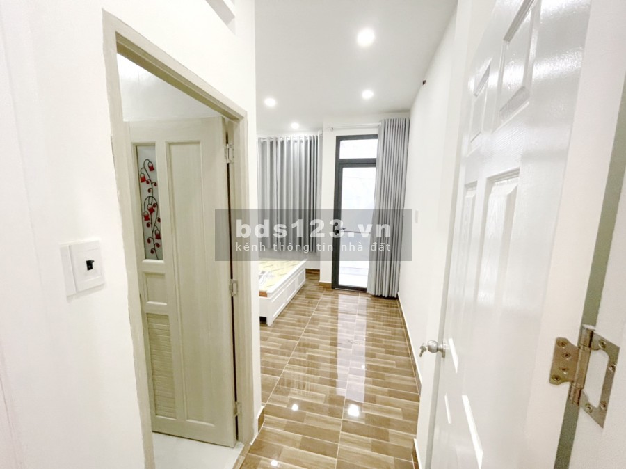 Nhà đẹp lung linh hẻm141 Tám Danh P4Q8 (SH hoàn công) Full nội thất
