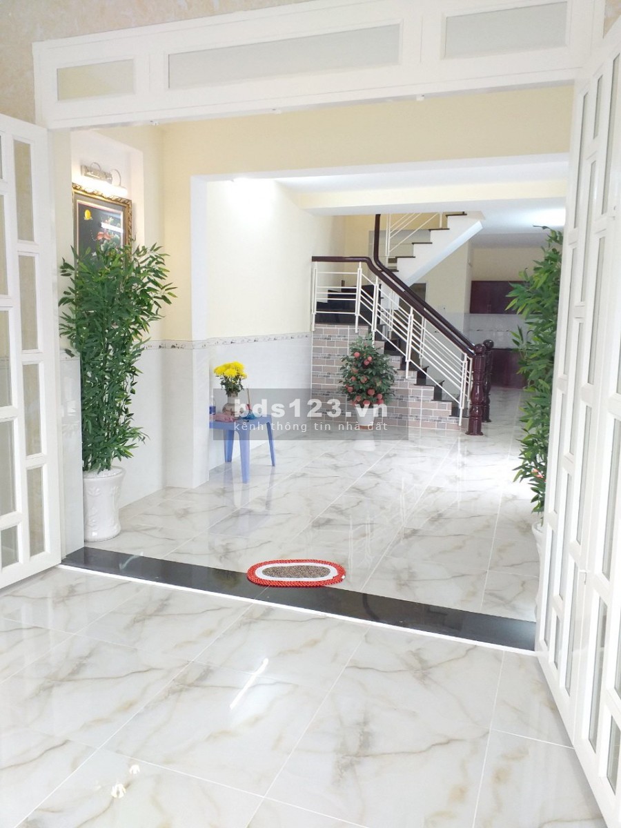 Nhà căn góc 2lầu/ST mặt tiền đường Nguyễn Duy P9 Q8