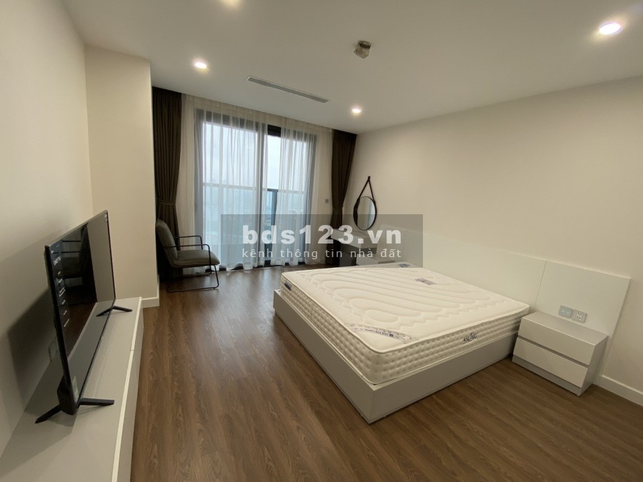 Tặng 4 tháng free, bao phí dịch vụ 2PN+1 full Sunshine Center
