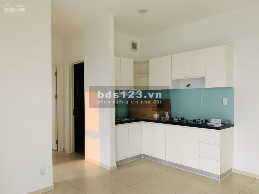 Có căn hộ tầng cao rộng 55m2, 2 PN, đồ dùng đầy đủ, giá 6 triệu/tháng, cc HAUSNEO