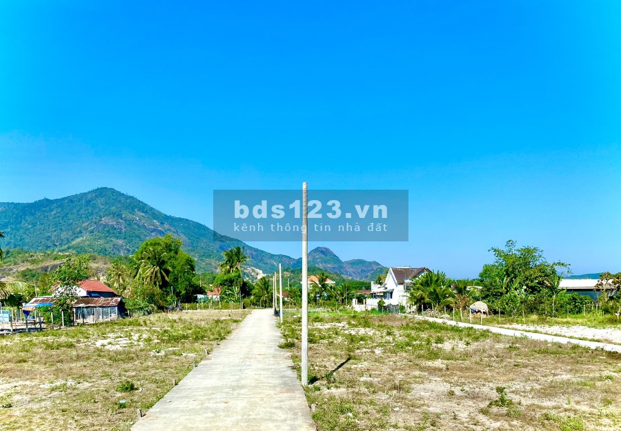 02 lô đất gần hương lộ 39 cần bán gấp