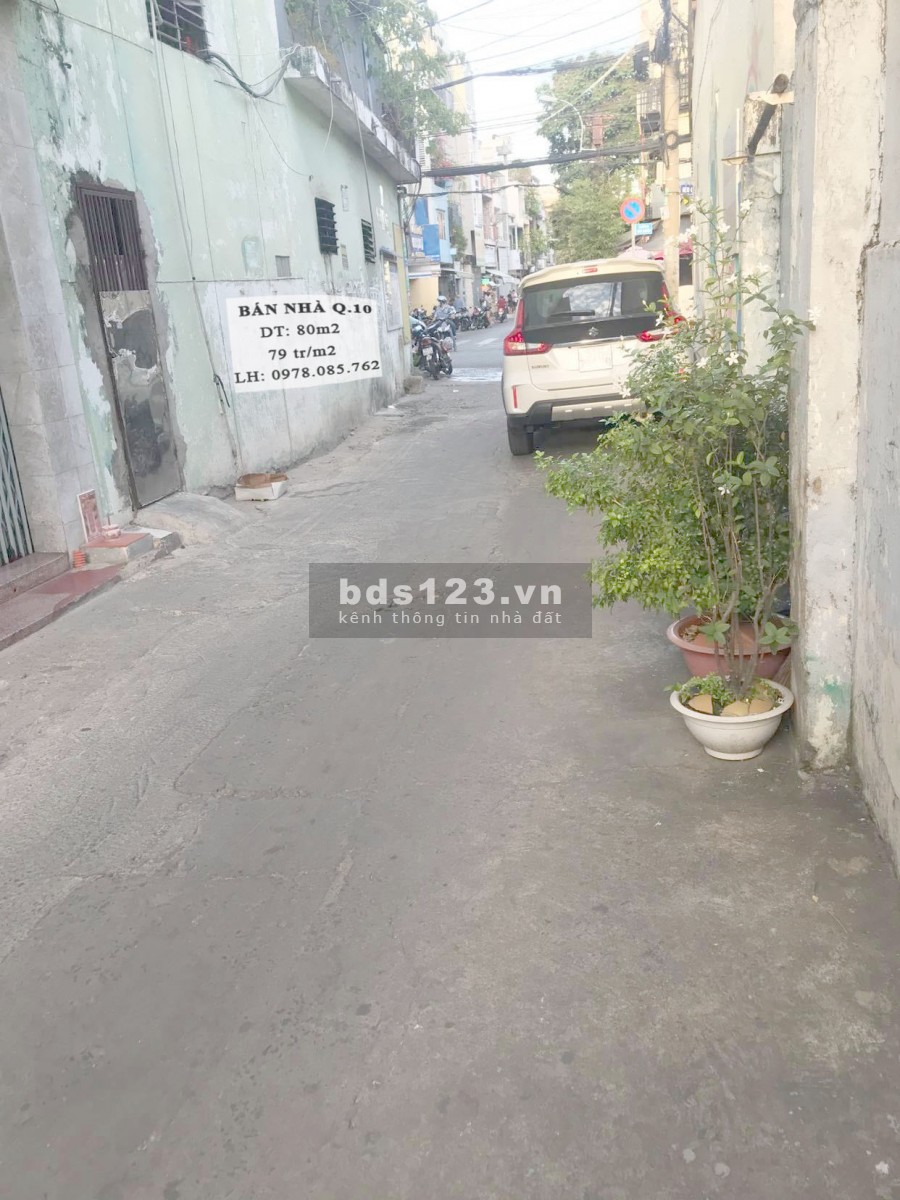 Bán gấp nhà chính chủ 1 đời dt 79m2( 6,5*12.5m) giá 7,5 tỷ thương lượng. LH 0978085762