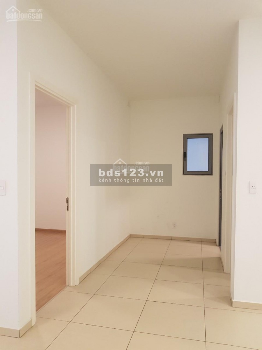 HAUSNEO cần cho thuê căn hộ 55m2, 2 PN, có ban công, nội thất cơ bản, giá 6 triệu/tháng