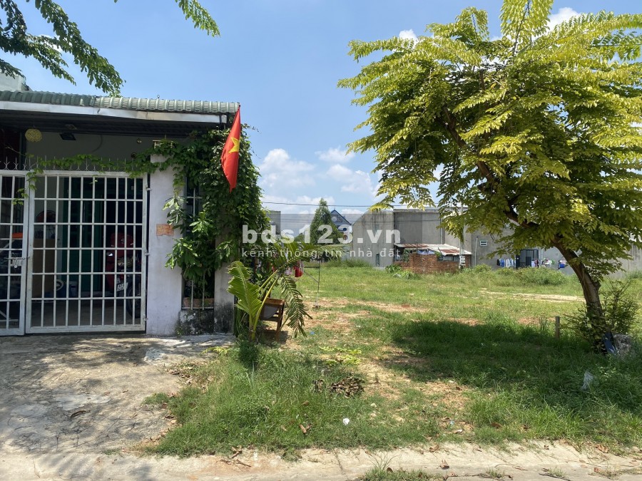 Chủ bán trực tiếp ko qua MG 420m2 đất thổ cư mặt tiền trong KCN_TD1, dân cư tiện ở kinh doanh ngay
