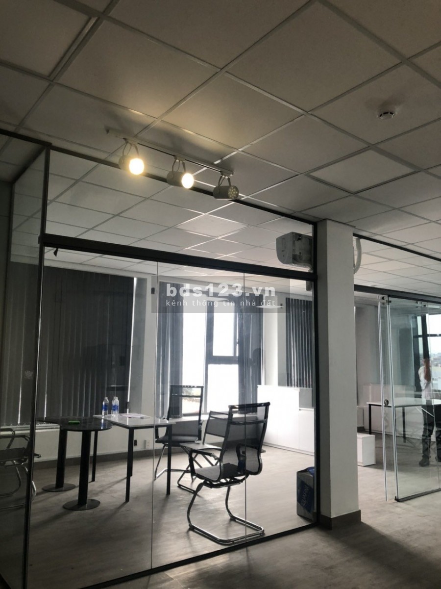 CHO THUÊ VP mặt tiền Đ.B.Phủ đối diện Landmark 81