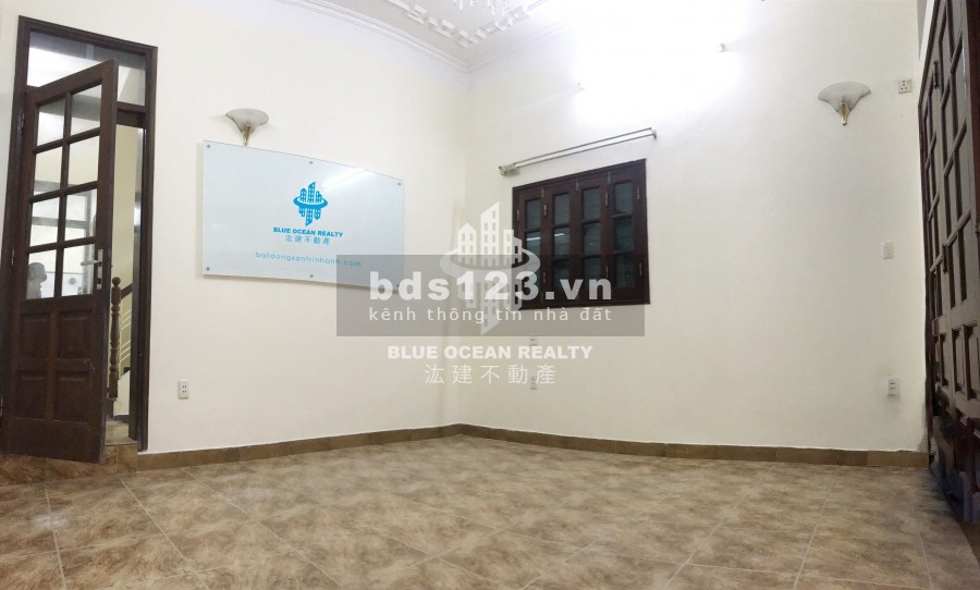 Cho thuê nhà 3 tầng, ngõ rộng 10m ra đến phố Quan Nhân