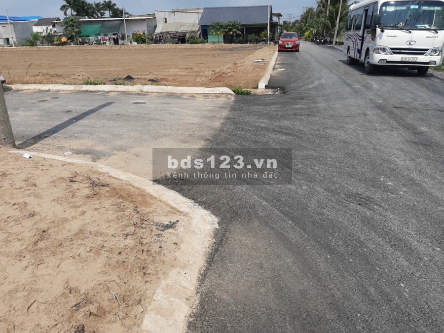 Cần bán đất chính chủ sổ hồng riêng
