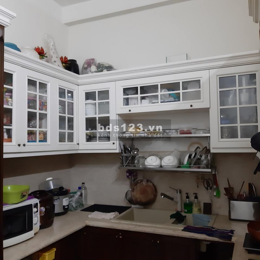 Bùi Thị Xuân, phường 1, Tân Bình, dt 100m2(4/10* 19), 2 tầng, nở hậu tài lộc