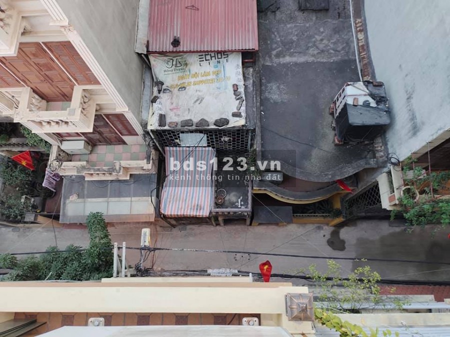Do chuyển công tác nên bán nhà ô tô qua, dt 58m, 5,5 tầng, sổ vông đét, giá hơn 6 tỷ