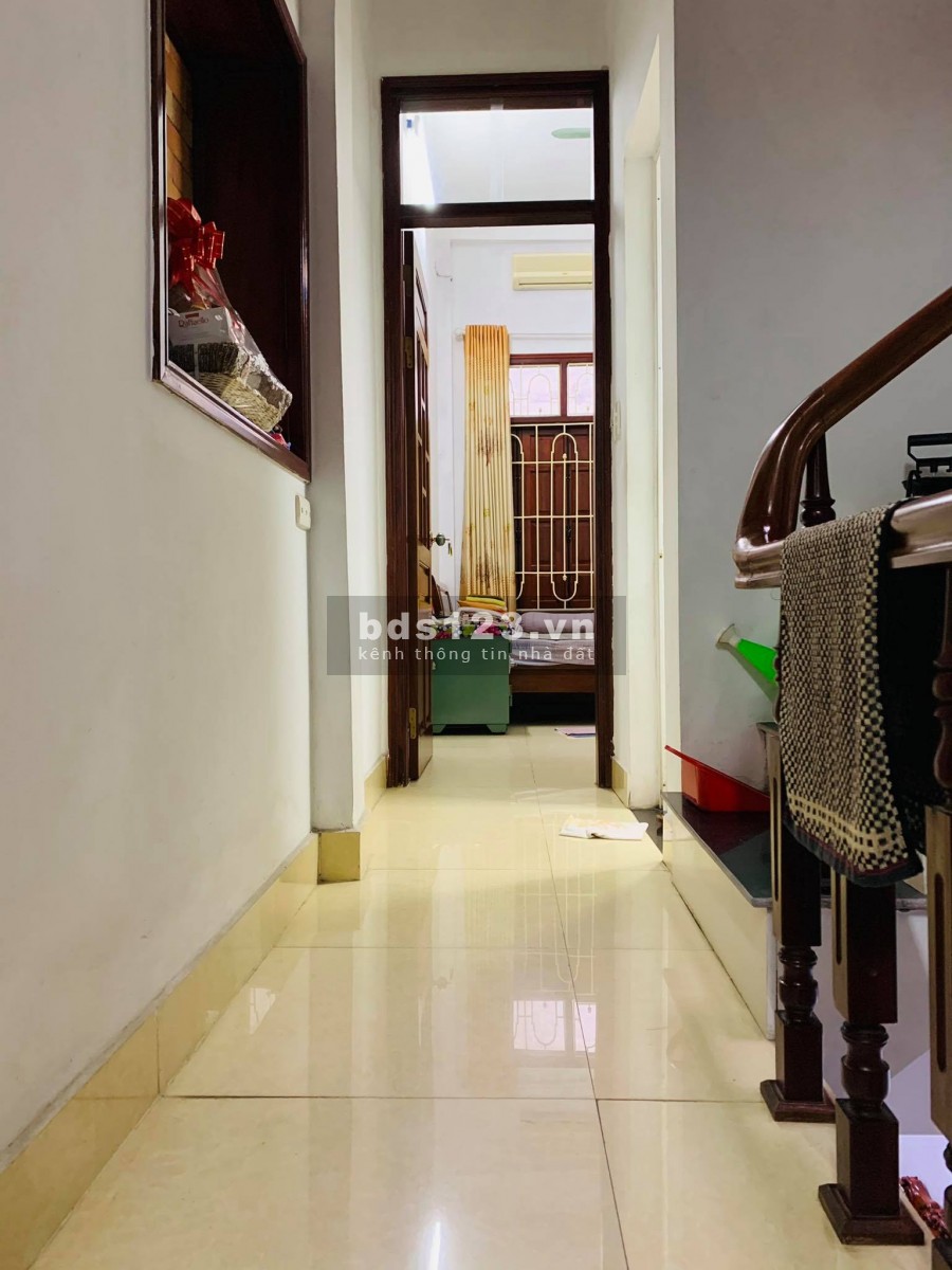 Mặt ngõ 47 Khương Trung, 37m2 * 4T, kinh doanh, ngõ thông, giá 3,2 tỷ.
