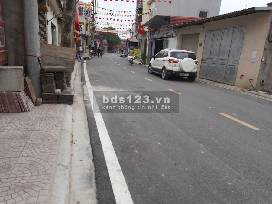 Chính chủ em cần bán gấp mảnh đất kinh doanh có 1 0 2 tai trục chính đông xuân lh 0399786838