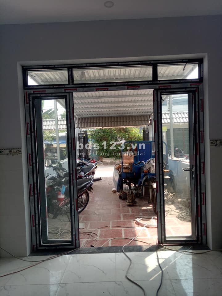 Chính chủ cần bán nhà mặt tiền kinh doanh ngay chợ