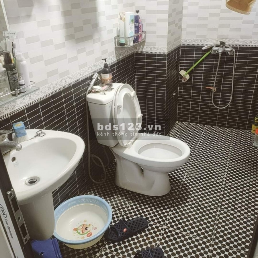 Bán nhà khu Mai Dịch - Nhà Mặt Phố - Ô tô - Kinh Doanh