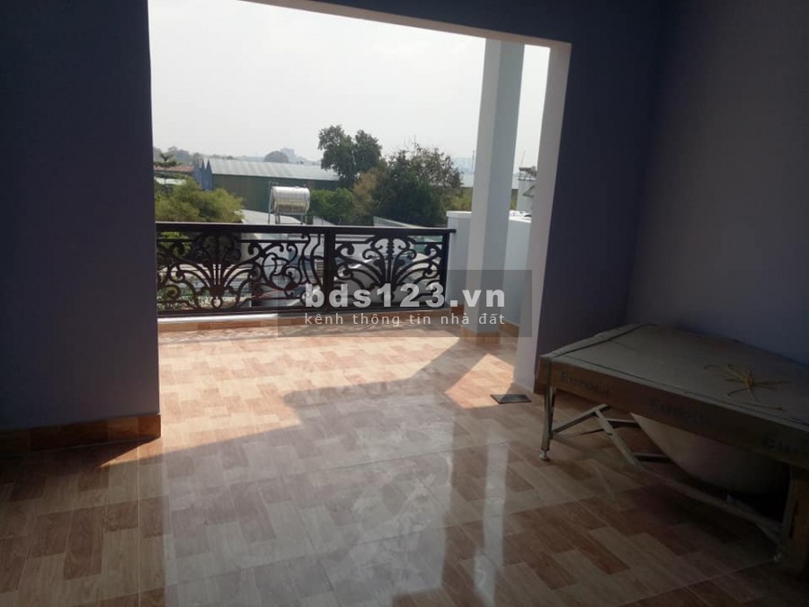 Chính chủ cần bán nhà mặt tiền kinh doanh ngay chợ