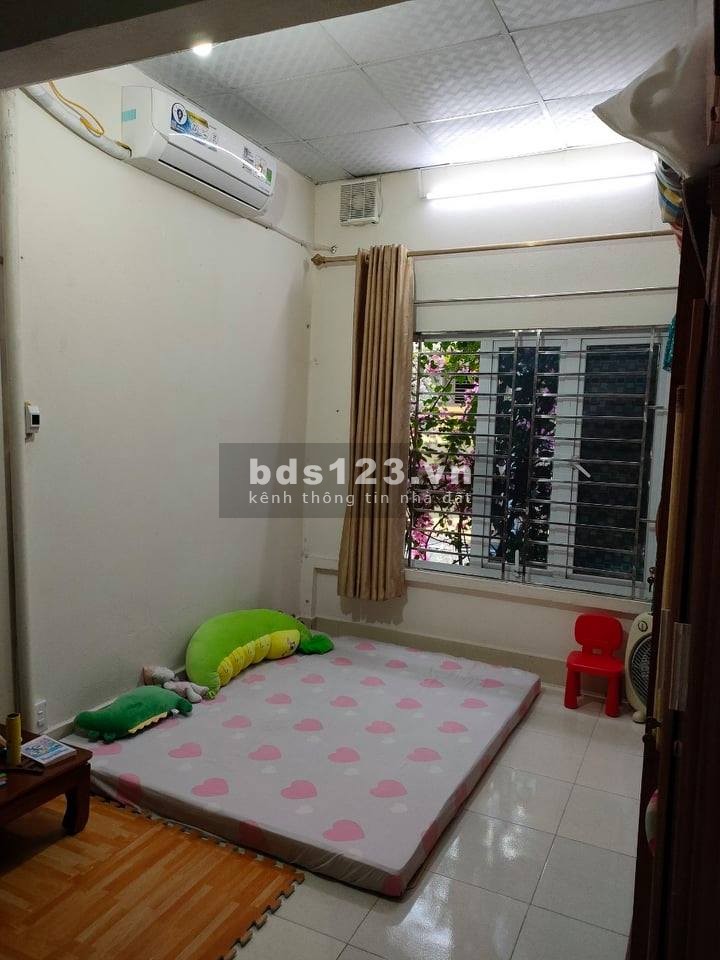 Nhà Lạc Trung 23m đi kèm với những khung cột chắc chắn và view ngắm cảnh đẹp