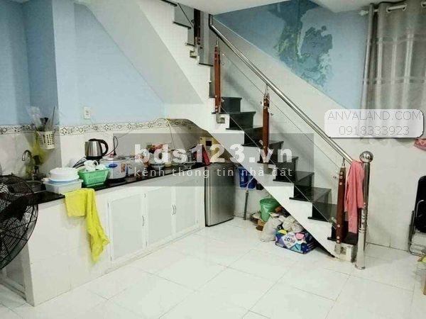 Cô 19 hại cần Bán gấp Nhà 188/10 Nhật Tảo, Phường 6, Quận 10, 40m2, 4 Tầng, giá 5 tỷ 9 MTG