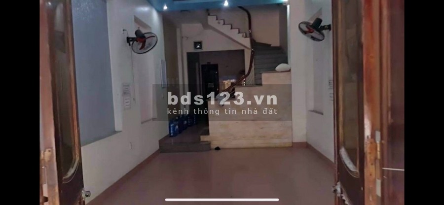 Bán nhà 4 tầng mặt phố Thái Bình, TP Hải Dương, 83.3m2, mt 4m, KD cực tốt
