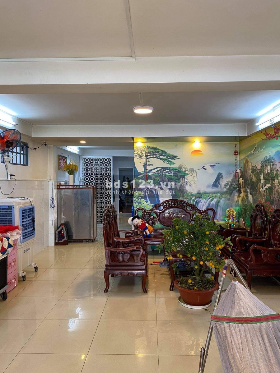 ĐI TÌM CHỦ NHÀ TRỌ TÂN PHÚ HẺM XE HƠI 133 M2 GIÁ CHỈ 11.8 TỶ