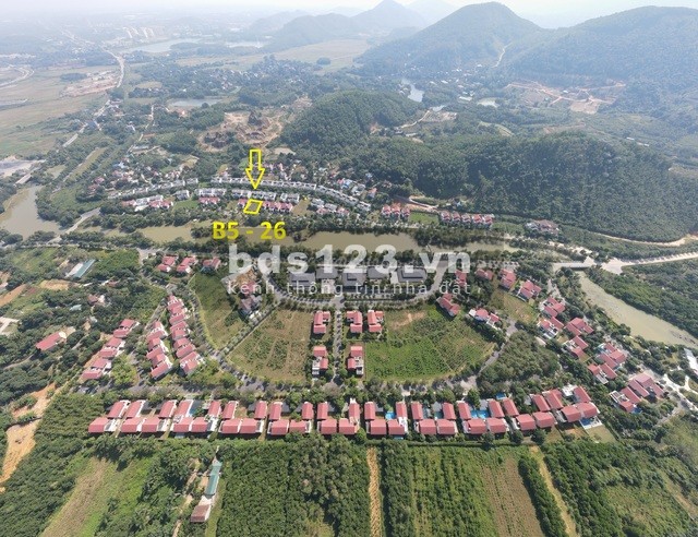 CHÍNH CHỦ BÁN BIỆT THỰ XANH VILLAS 810M2, MẶT SUỐI VIEW CÔNG VIÊN, THIẾT KẾ HIỆN ĐẠI GIÁ SIÊU RẺ