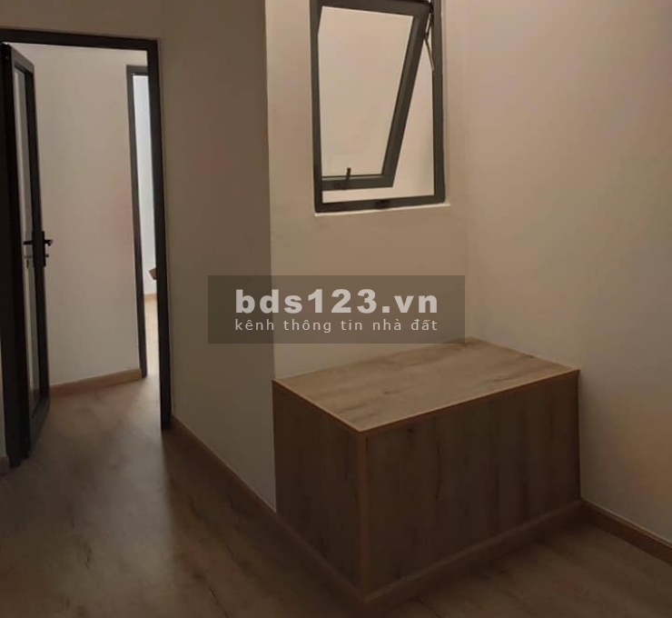 Bán nhà 2 tầng ở ngay Phan Văn Trị, P.11,BT 29m2 2.8 tỷ TL
