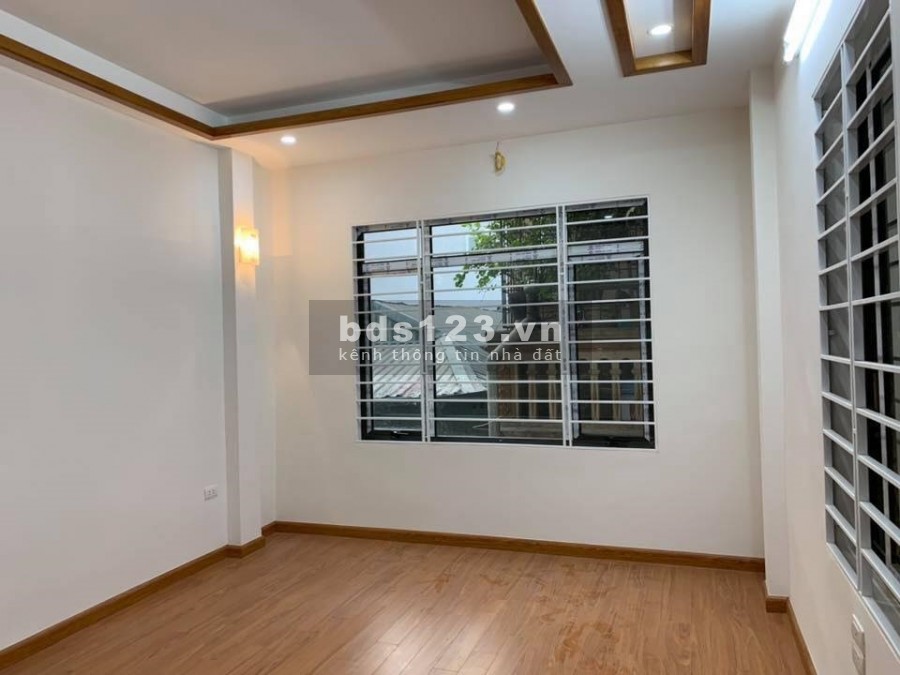 Nhà gần đường Sa Đôi 34M 5 Tầng ô tô gần trước nhà thoáng gần Mỹ Đình,Hà Đông 2,5 tỷ