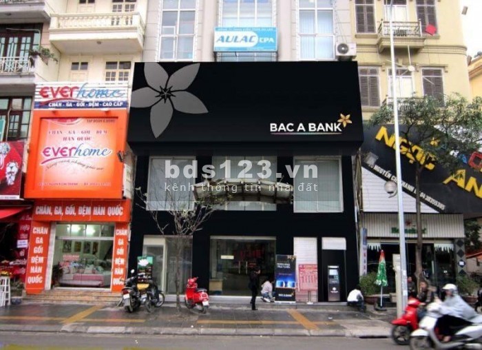 BÁN NHÀ MẶT PHỐ NGUYỄN CHÍ THANH 71M MẶT TIỀN 8M 0978439490