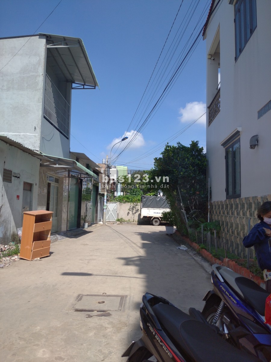 Nhà HXH đường Hương Lộ 2, Phường Bình Trị Đông, Quận Bình Tân