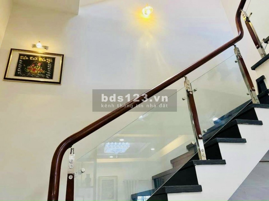 Bán Nhà MT Đẹp Đường Lê Duẩn, Phước Nguyên, TP Bà Rịa