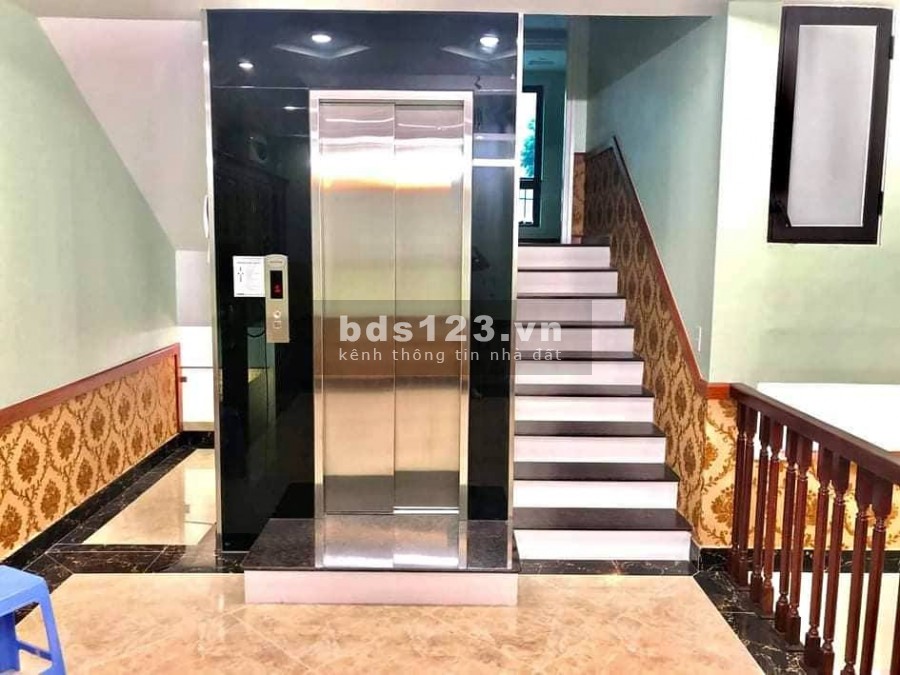 Bán nhà phố Đào Tấn, Ba Đình. Lô góc, Ô tô, MT30m, 225m2, nhỉnh 25 tỷ