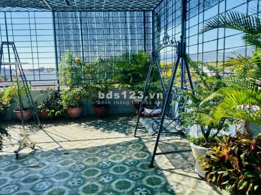 Bán Nhà MT Đẹp Đường Lê Duẩn, Phước Nguyên, TP Bà Rịa